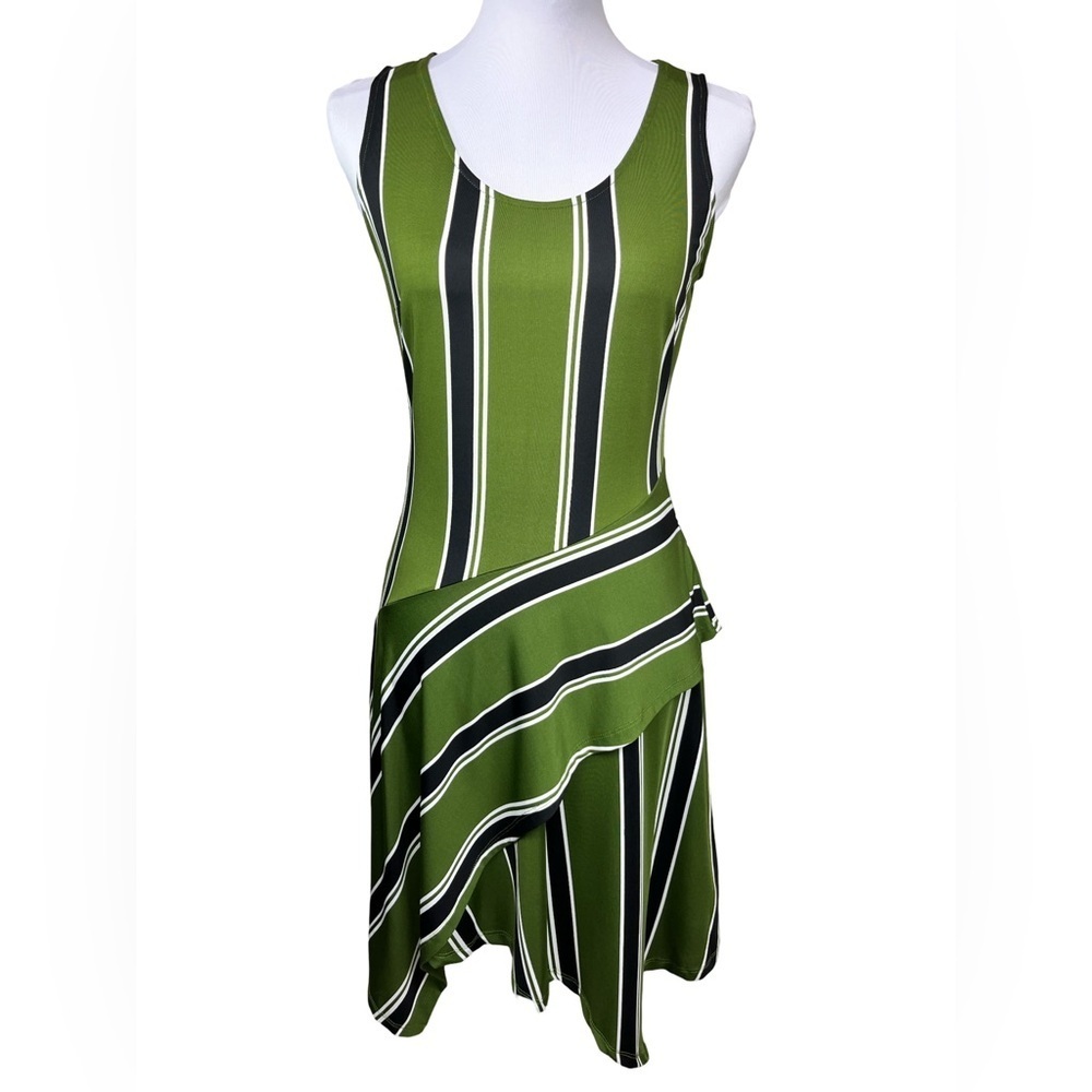 NWT BarIII Striped Scoop Neckline Sleeveless Asymmetrical Hemline Flowy Dress S